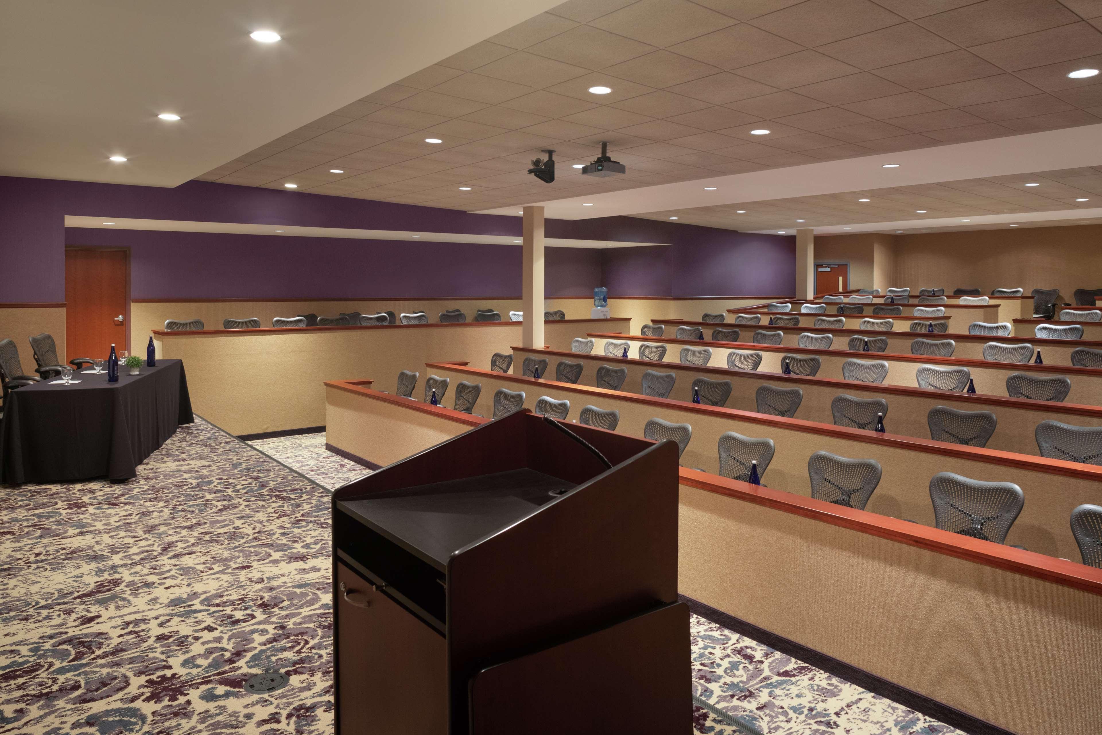 Hilton Garden Inn Troy Buitenkant foto